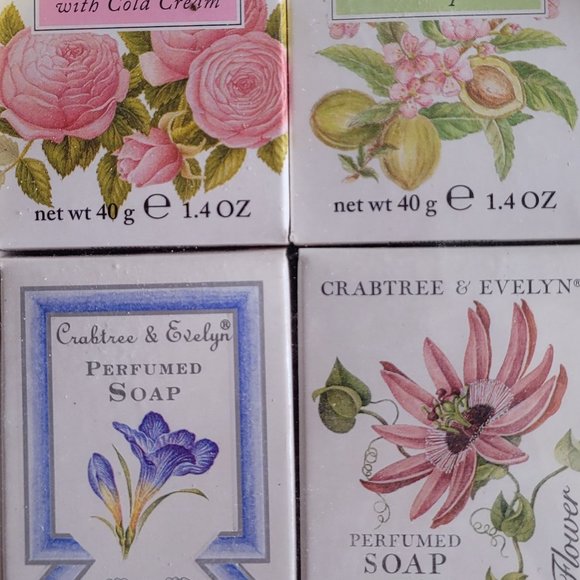 Crabtree and Evelyn Soap Sampler -Set of 8 soaps (1.4oz each ) - Picture 2 of 4